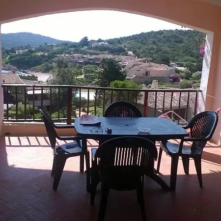 Aparthotel Chrysalis Bay 3*