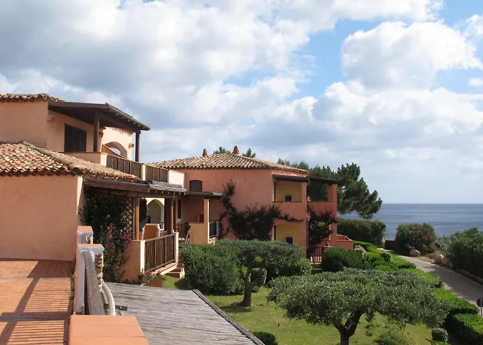 Chrysalis Bay Aparthotel 3*